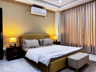 Stylish 2 BD Apartment in Bahria Enclave With Billiard Room - Malot - 1