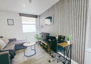Stylish 1 bed - free parking - central location - 5