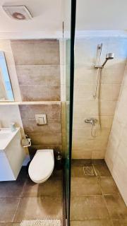 La Luna Luz 1BR Apt w Balcony by the Bahsa Sea - 2