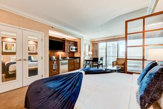 MGM SIGNATURE - Strip View Suite- FREE valet parking - Las Vegas - 2