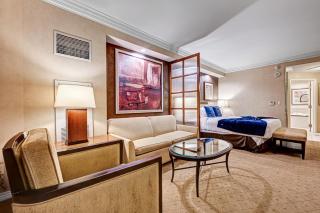MGM SIGNATURE - Strip View Suite- FREE valet parking - 9