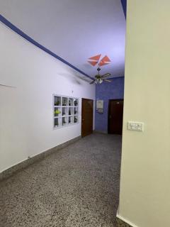 Rehaish Inn Guest House - Karachi - 4