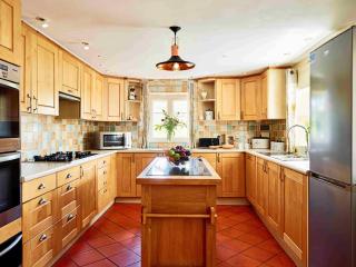 Onnen Fawr Farmhouse - 2