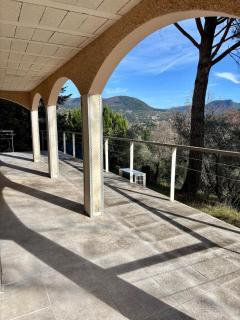 Furnished 2-room apartment with terrace & garden - 4