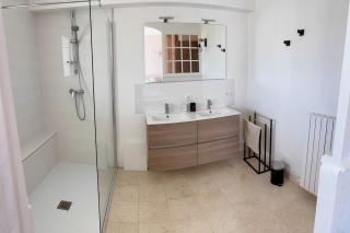 Furnished 2-room apartment with terrace & garden - 1