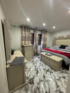 Luxurious Family Home 2 - 6