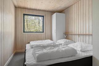 1560-Aakirkeby-Sluseparken-9-B - 2