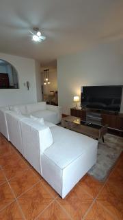 Modern Apartament Pool & Jacuzzi - 2