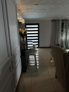 Luxurious 4 bedroom Family Home - 9