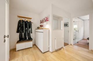 Retreat Living - Business-Apartment mit 3 Schlafzimmern, 2 Bädern & Sauna - kostenloser Parkplatz - 1