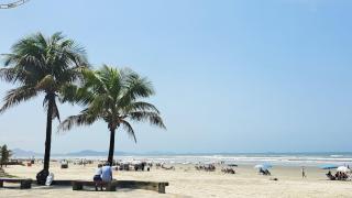 Apto pé na areia da Praia Caiçara, check-in flexível Até 6 pessoas - 9