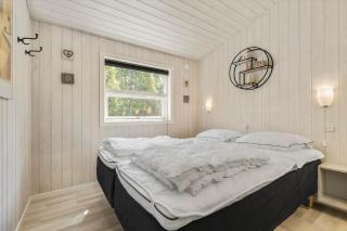 1496-Aakirkeby-Boesparken-4-B - 1