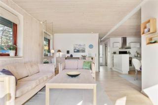 1530-Aakirkeby-Poserevaenget-10 - 9