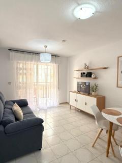 Big one bedroom apartment next to beach. - 1
