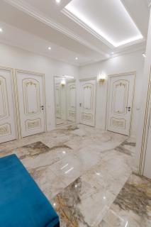 Luxury 2-Bedroom 2-Bath Apartment in City Center - 2