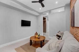 Modern West Village 1BR Garden steps to subway - 6