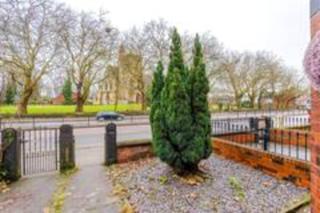 Spacious 4 Bedroom House in Walkden, Worsley by Eason Stays, Ideal For Weekend Getaways & Business Travellers - with Free parking! - 9
