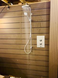 The 3 Squirrels Inn 8 bedrooms 10 beds - 9