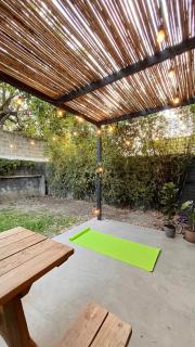 Cozy Apt, Pool, Garden, Terrace & Home Office - 4