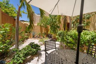 FN 397 Oceanview Escape with Rooftop Terrace & Mountain - 8