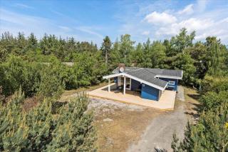 1568-Aakirkeby-Poserevaenget-13 - 0