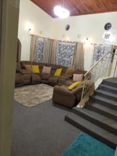 Relax & Unwind at Tyanas House - 0