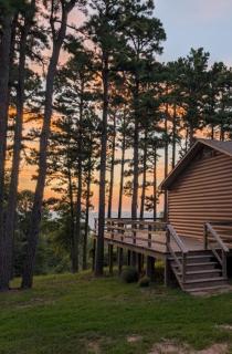 Cabin in the Woods at J and J's - 9
