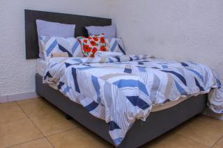 Zonke Bonke Guest House Randburg - 6