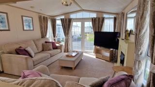 Hampton's Retreat, Haven Church Farm - Pagham - 5