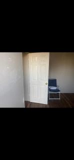 Leo's place - 1