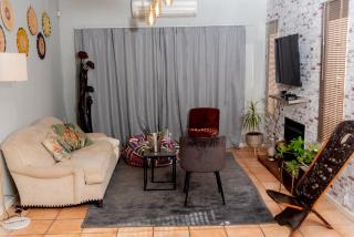 Chic and Secure Phakalane Stay - Gaborone - 3