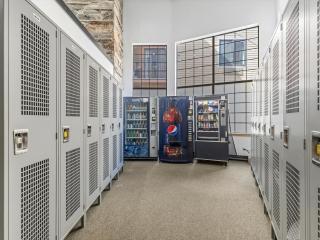 Cozy 1BR Condo Pool Walk to Ski Lifts & Downtown - 6