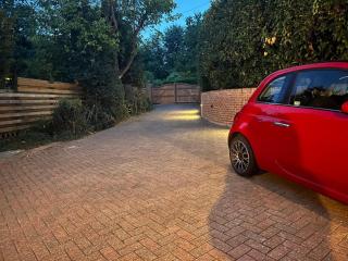 Aylesford-House-Sleeps 2 & 1 infant-Parking-Garden - 9
