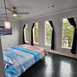 Sugarloaf Chalet - - 5