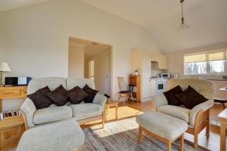 Oak Tree Cottage - 1
