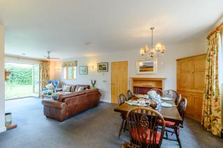 Brights Farm Lodge - 1