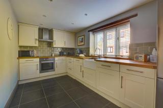 Bridge Cottage - 6