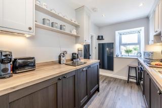 The Workers Cottage - 2