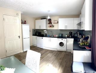 Friendly Family Home Stay - Peterborough - 3