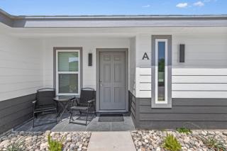 2B1B New Apt Near SPI - 9