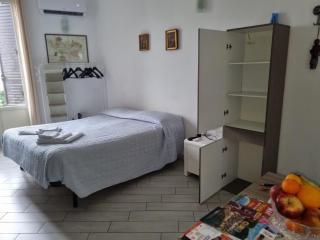 "Pippo" Studio At Historical Center - 9