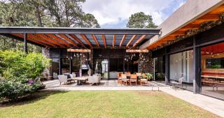 Pedacito de Lago, Lakeview Home - 1