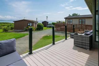 Hafan Y Mor Holiday Lodge - 2
