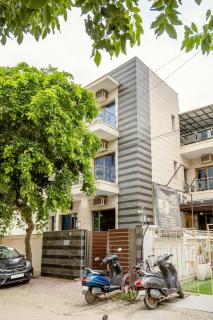 Galleria Inn -Galleria Market & Golf Course - 4