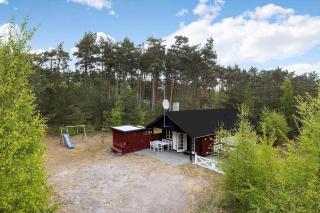 1573-Aakirkeby-Fyrreskoven-36 - 0
