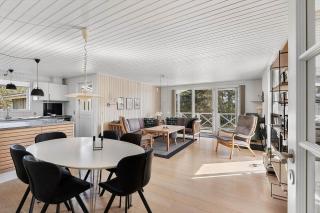 1539-Aakirkeby-Sohojbakken-26 - 6