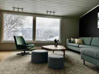 Spacious house - Free parking - King beds - Tromsø - 0