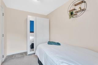 The 8-Ball Retreat - Garden & Parking - Birmingham - 2
