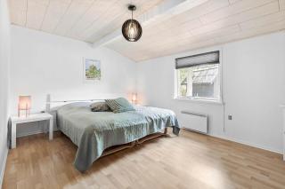 9010-Aakirkeby-Bjaelkeasen-5 - 1