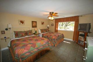The Lodge House - 7